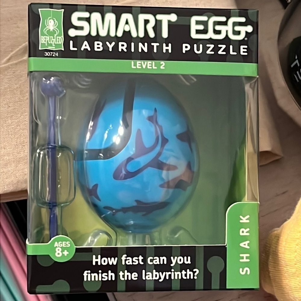 Smart Egg Labyrinth Puzzle, Level 2, Shark, new!